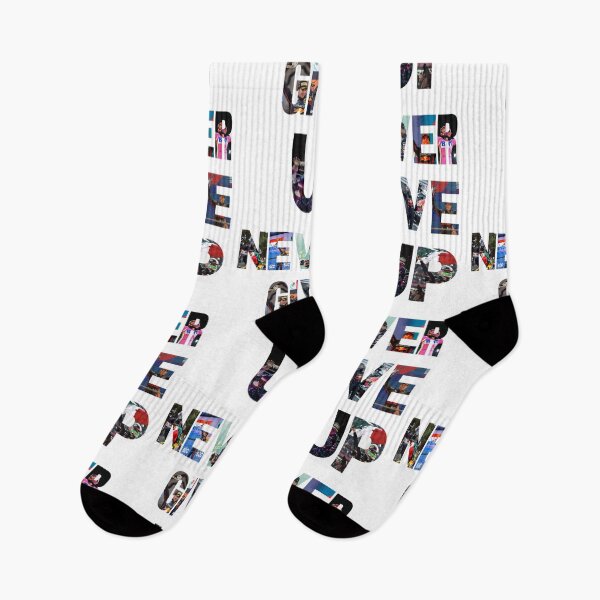 Item preview, Never give up designed and sold by Mariana  H. Pérez.