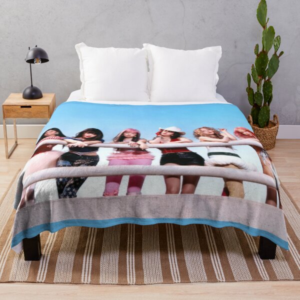 Item preview, IVE (KPOP) designed and sold by jaofnn.