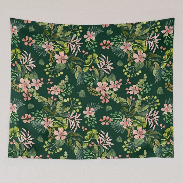 Aperçu de l'œuvre Coussin décoratif à motif floral tropical aquarelle créée et vendue par FestivityFinds.