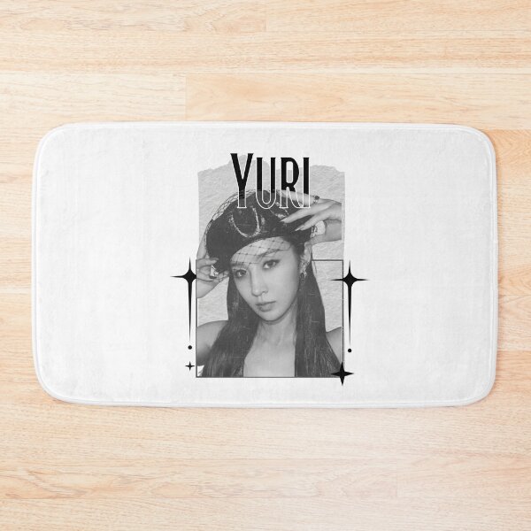 Artikelvorschau, Kwon Yuri Kpop Solist Scrapbook Collage Cozy Y2K Vintage Design entworfen und verkauft von HELL0WBELLO.