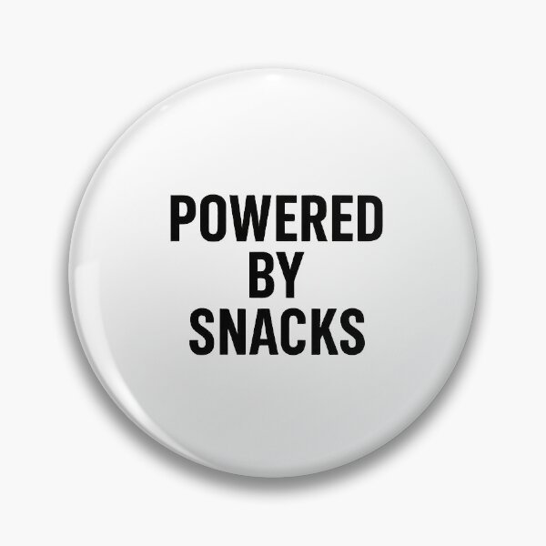 Aperçu de l'œuvre Alimenté par des collations – Citation amusante sur les gourmands créée et vendue par PiriStore.