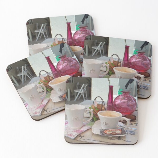 Item preview, Mi dosis diaria en Bistrot de Paris y Une Belle-Vous designed and sold by Maree Clarkson .