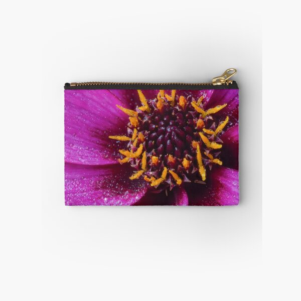 Aperçu de l'œuvre Dahlia violet créée et vendue par KRBailey.