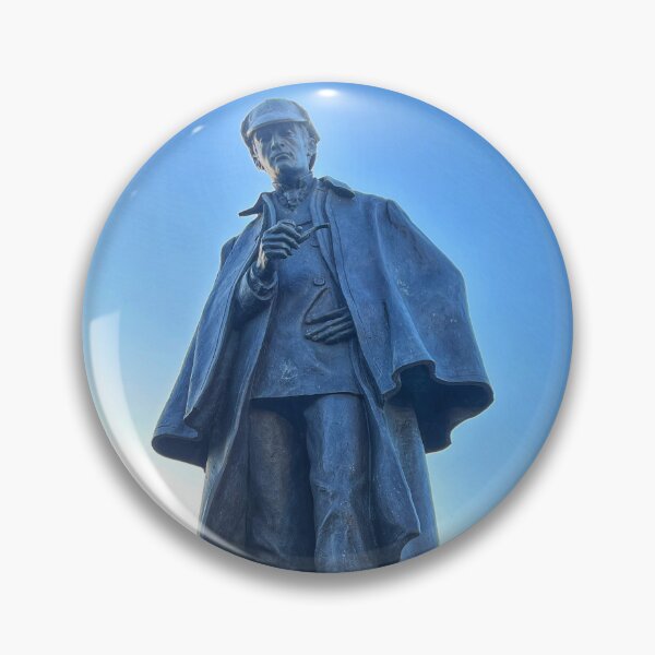 Item preview, Sherlock Holmes statue designed and sold by Ponted.