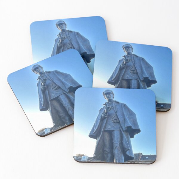 Item preview, Sherlock Holmes statue designed and sold by Ponted.