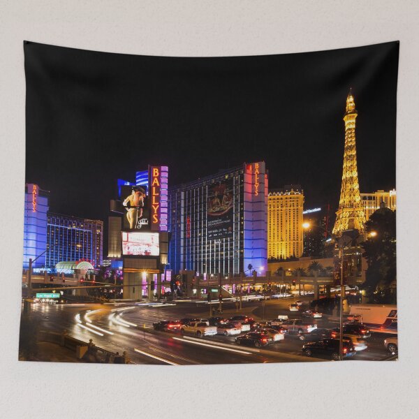 Artikelvorschau, Entlang des berühmten Strips flitzen – Las Vegas Neon Rush entworfen und verkauft von Georgia Mizuleva.