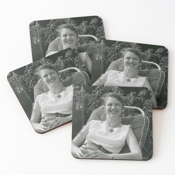 Item preview, Sylvia Plath Smiling  designed and sold by Oqueartecura.