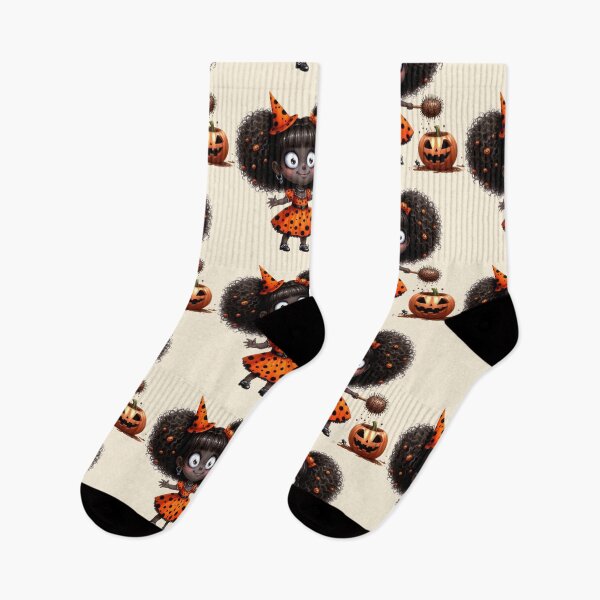 Artikelvorschau, Gruselige süße Afro-Mädchen-Halloween-Zeichnung entworfen und verkauft von Lulunza.
