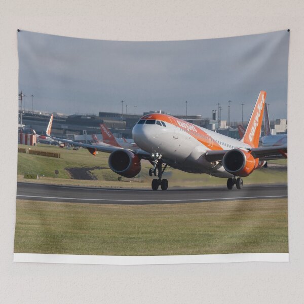 Artikelvorschau, easyJet Airbus A320 G-UZHF MAN nach LPA entworfen und verkauft von Skyframe Aviation.
