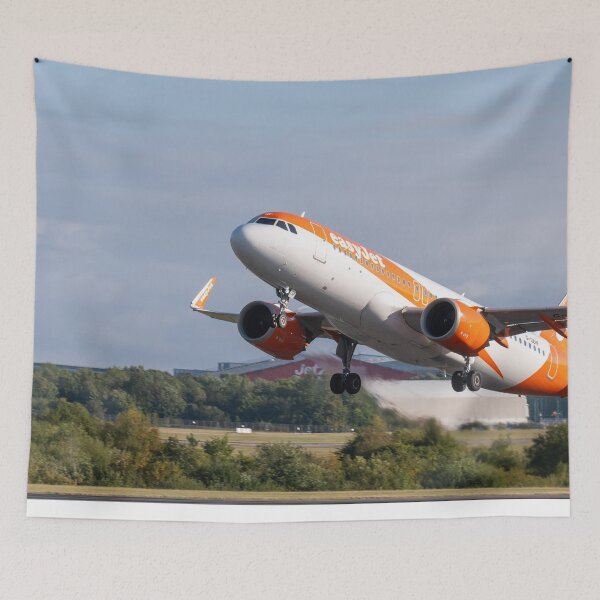 Artikelvorschau, easyJet Airbus A320 G-UZHF MAN nach LPA entworfen und verkauft von Skyframe Aviation.