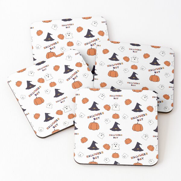 Artikelvorschau, Niedliches Halloween-Muster mit Geistern, Kürbissen, Hexenhüten und dem Text „HALLOWEEN DAY“. Perfekt für Dekorationen, Drucke oder Stoffdesigns. entworfen und verkauft von NorikoRabbit.