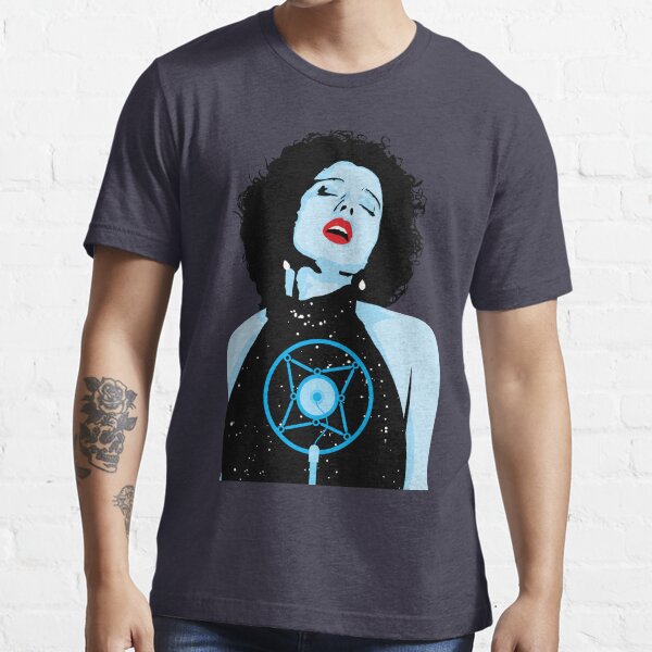Blue Velvet - Isabella Essential T-Shirt