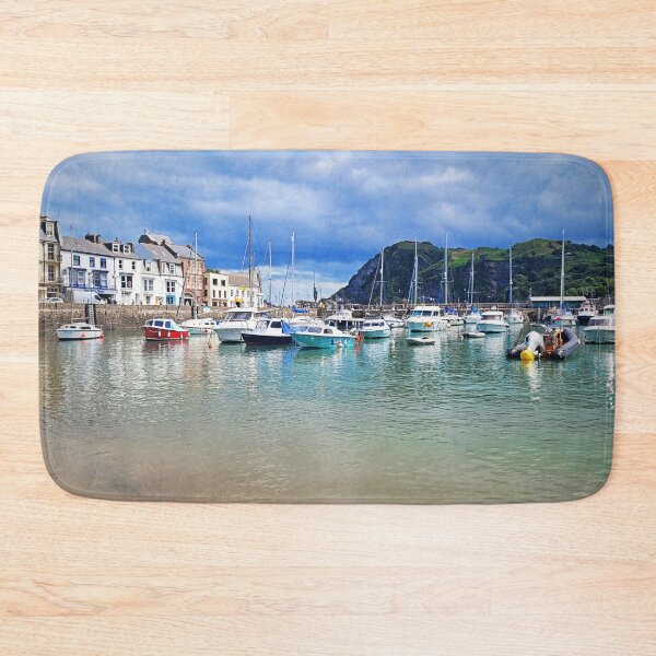 Artikelvorschau, Boote am Kai - Ilfracombe, Nord-Devon entworfen und verkauft von Love where you live.
