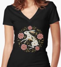 Camiseta entallada de cuello en V Enredado