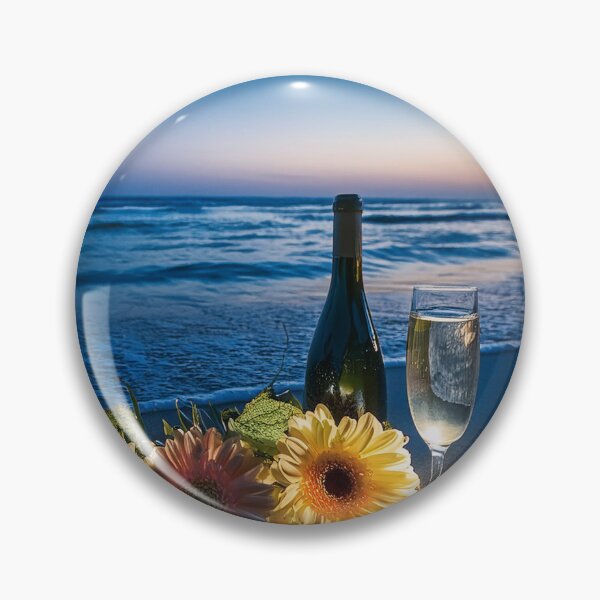 Artikelvorschau, Wein und Blumen am Strand entworfen und verkauft von Designs by Helen.