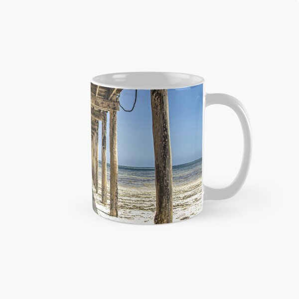 Artikelvorschau, Hölzerne Pier Sansibar Tansania tropischen Strand Fotografie entworfen und verkauft von Amanda's Factory.