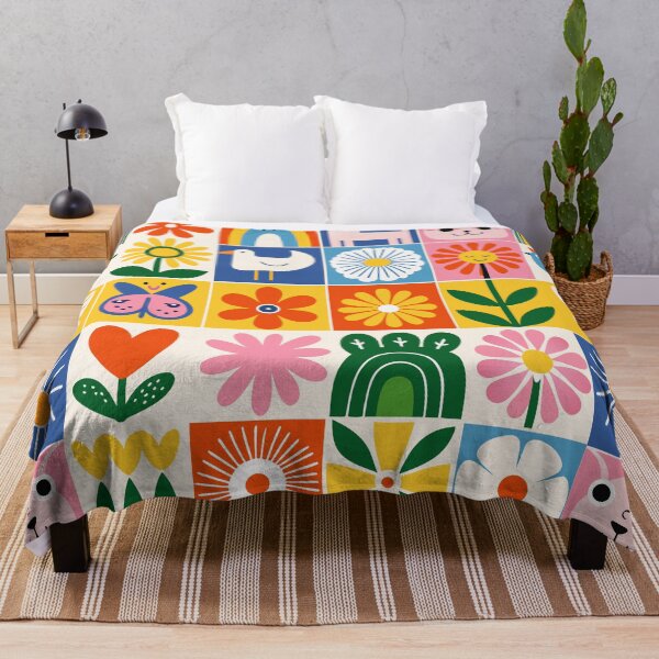 Artikelvorschau, Retro Folk Art Flowers and Animals Pattern entworfen und verkauft von Timegraf.