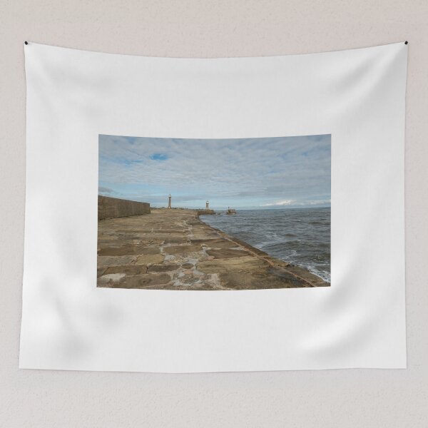 Artikelvorschau, Pier von Whitby, North Yorkshire entworfen und verkauft von yackers1.