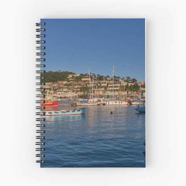 Artikelvorschau, Sonnenuntergang über Kingswear auf dem Fluss Dart von Dartmouth, Devon, England, Großbritannien entworfen und verkauft von John Gilham - Landscape Photography.