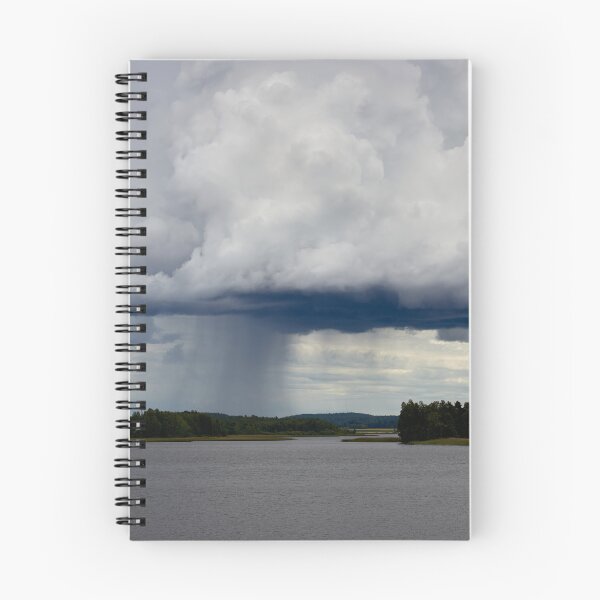 Artikelvorschau, Regenwolkenfleck entworfen und verkauft von Jouko Lehto Photography.