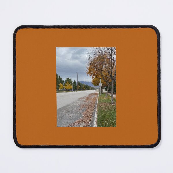 Artikelvorschau, Nachmittagsspaziergang im Herbst entworfen und verkauft von SHY Designs .