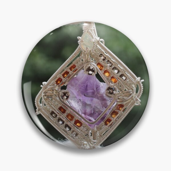 Item preview, Cura el Cristal Oscuro - Alambre Envuelto a Mano de Amatista designed and sold by DBSR-LLC.