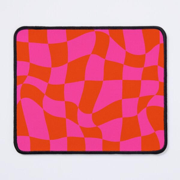 Artikelvorschau, Verzerrtes, grooviges, geometrisches Schachbrettgitter in Orange und Pink entworfen und verkauft von OneThreeSix.