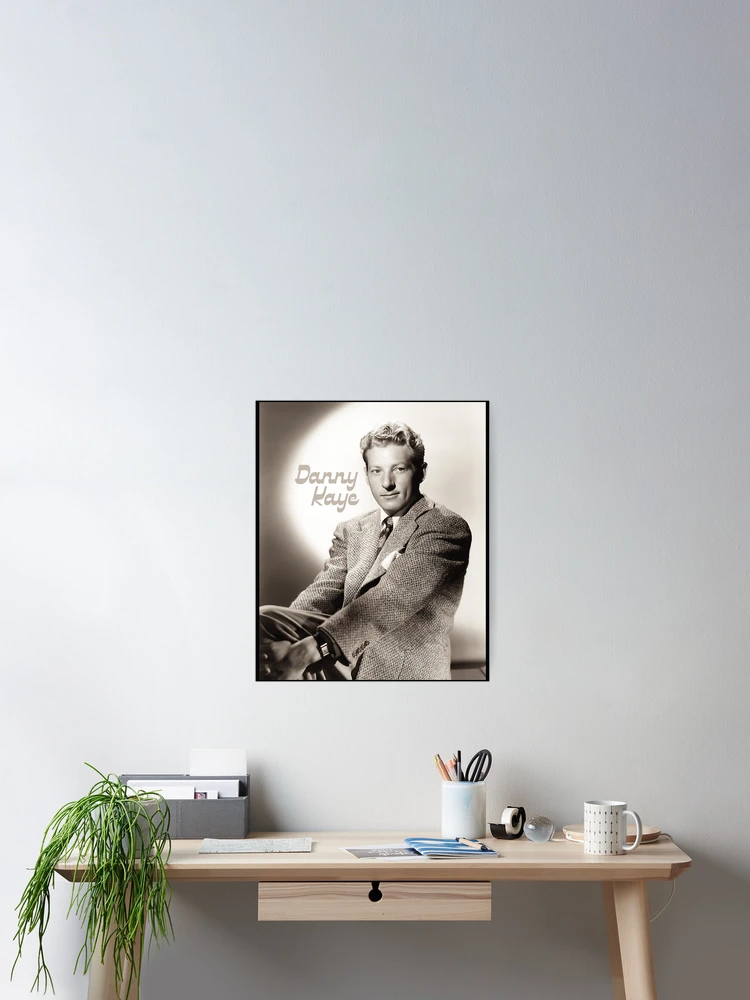 Aperçu 2 sur 3. Poster avec l'œuvre Danny Kaye créée et vendue par RoryACutter7.