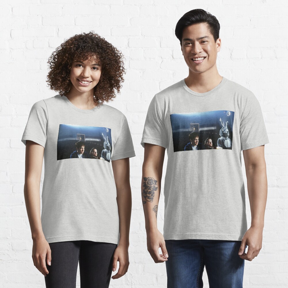 gretchen ross (jena malone) y frank the bunny (james duval).
crédito a richard kelly Camiseta esencial
