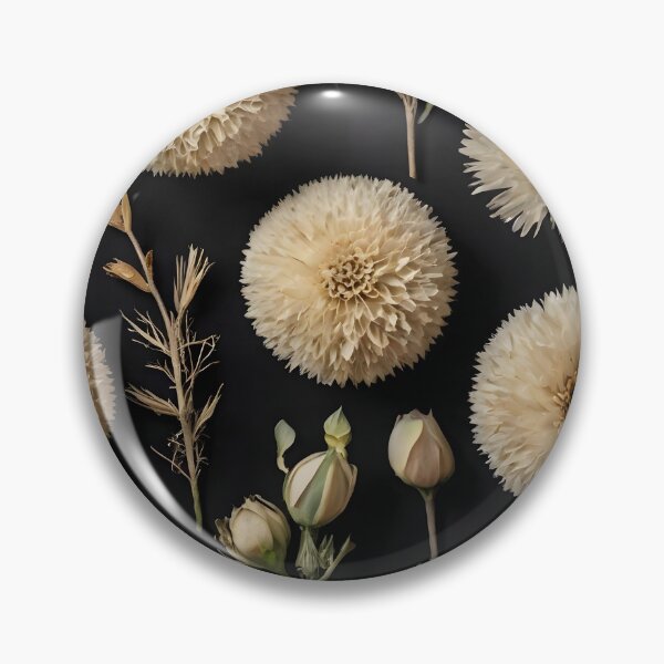 Artikelvorschau, Winterblüte – Weiße und beige Trockenblumen auf Schwarz entworfen und verkauft von EmeraldeaArt.