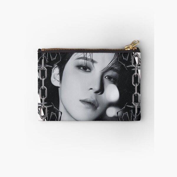 Aperçu de l'œuvre Yunho ATEEZ créée et vendue par Celestinya.