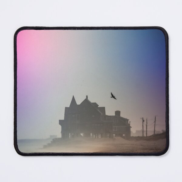 Aperçu de l'œuvre Maison de plage mystérieuse créée et vendue par CollinPics.