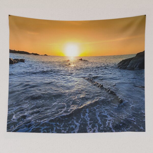 Artikelvorschau, Strand von Wildersmouth bei Sonnenuntergang – Ilfracombe, Nord-Devon. entworfen und verkauft von Love where you live.