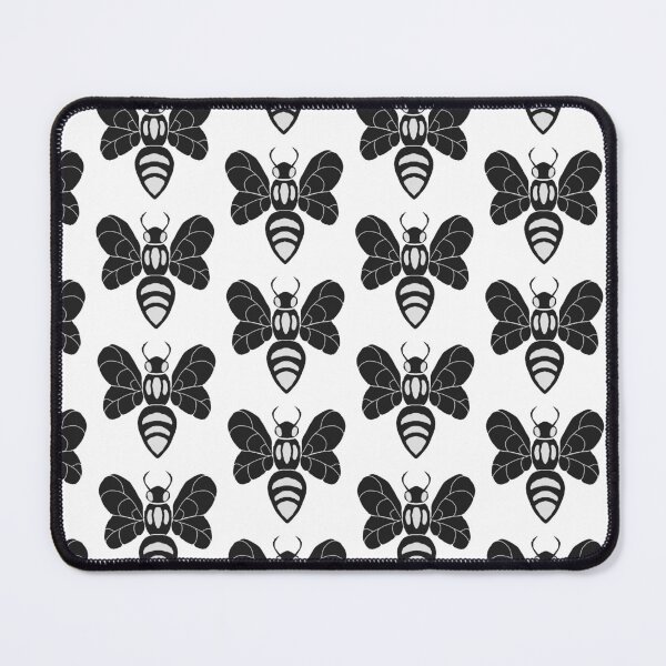 Item preview, Abeja de Manchester (en blanco y negro) designed and sold by Deadman7600.
