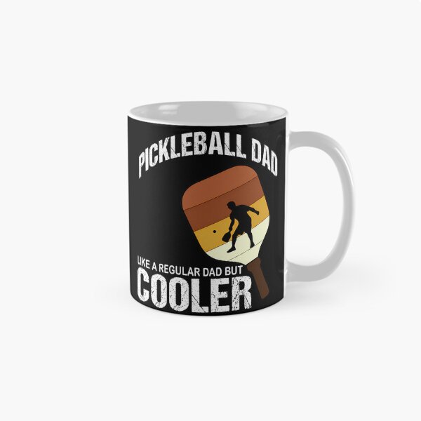 Aperçu de l'œuvre Papa Pickleball comme un papa normal mais plus cool créée et vendue par Storekayo.