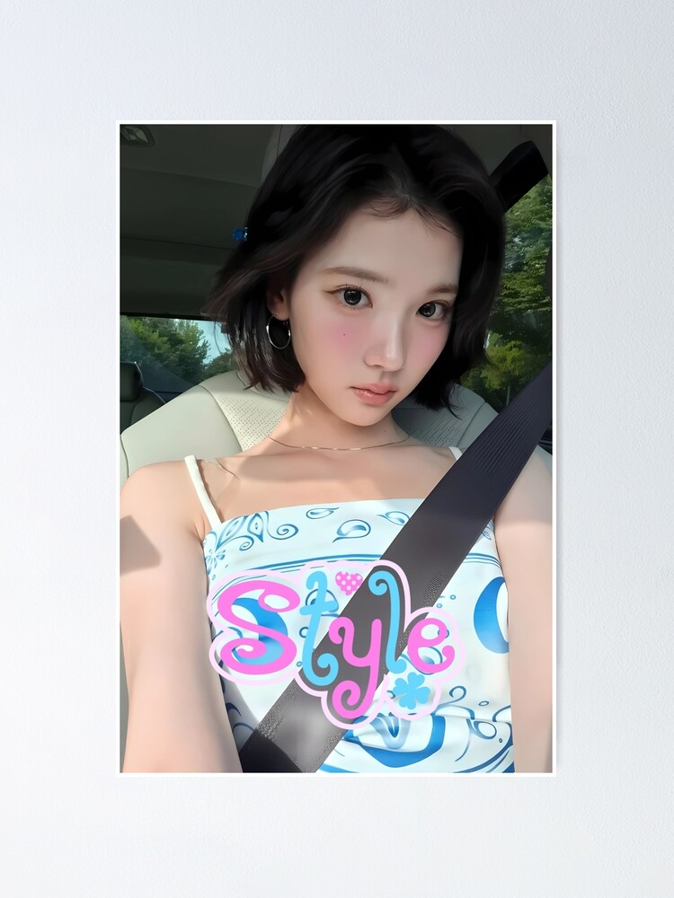 Hearts2Hearts (H2H) Merch | Jiwoo Inspired | Elegant Fan Style for