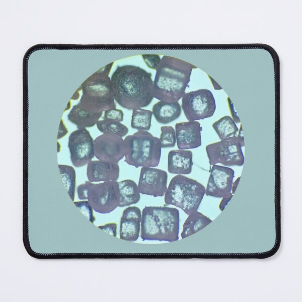 Aperçu de l'œuvre Sel de microscope créée et vendue par Artfully Angelic.