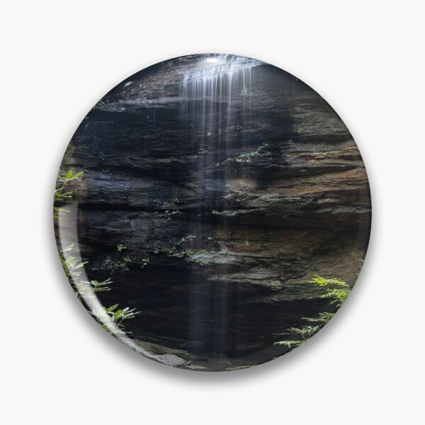 Artikelvorschau, Ruhiger Waldwasserfall bei Moore Cove Falls entworfen und verkauft von Jarrett720.