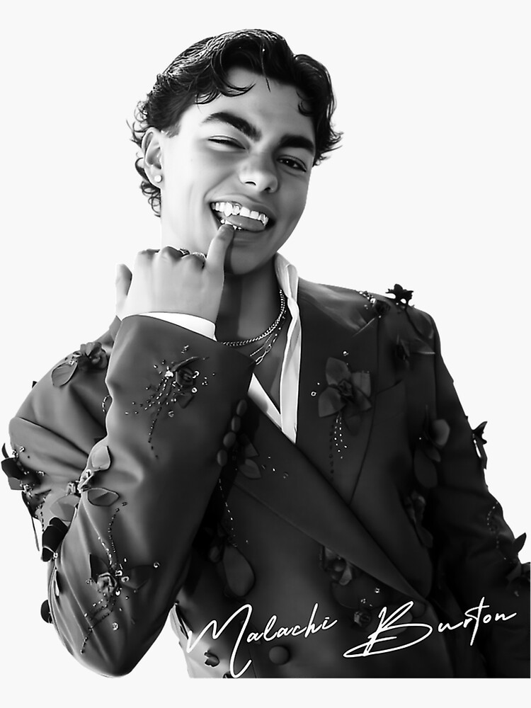 Malachi Barton (Jumper) Silhouette En Carton