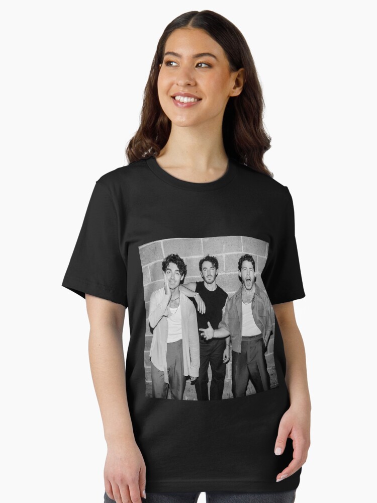 Living The Dream Tour 2025 Music Lover Essential T-Shirt