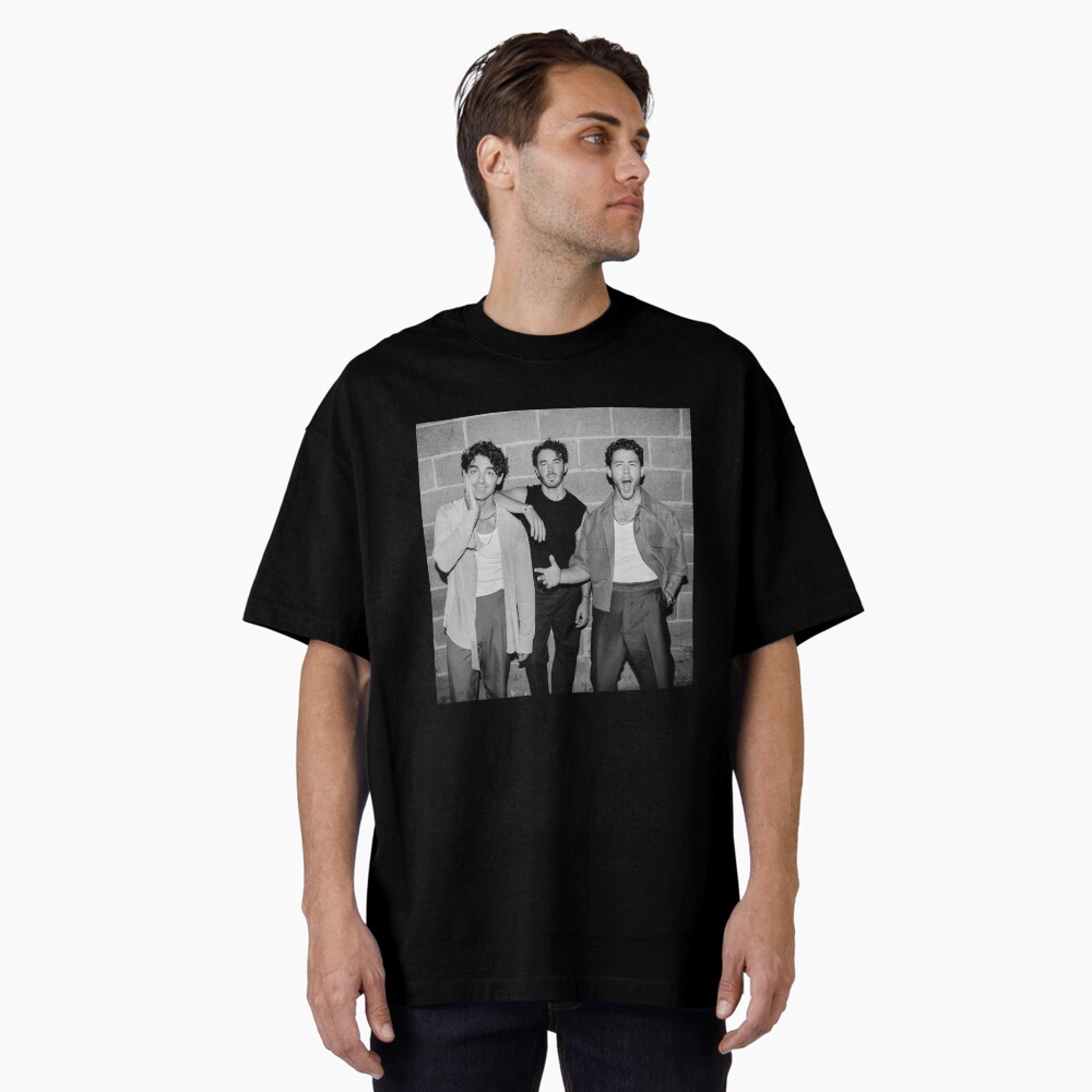 Living The Dream Tour 2025 Music Lover Essential T-Shirt