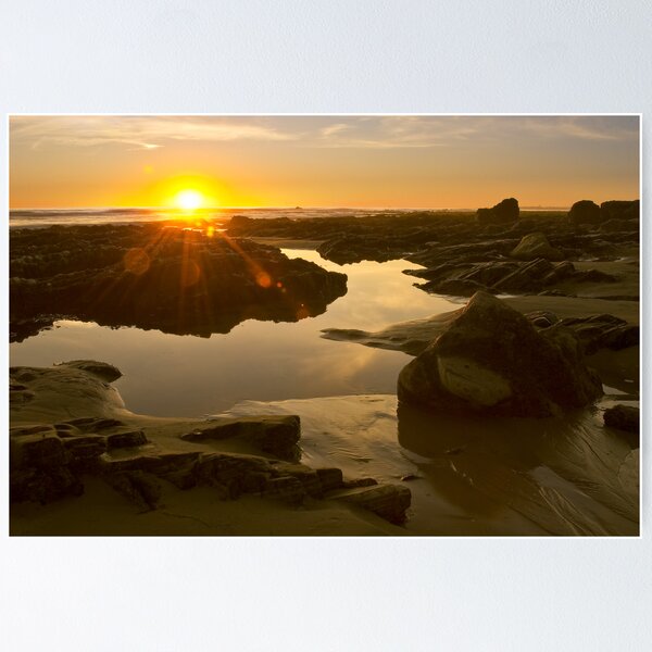 Item preview, Hendry's Beach designed and sold by Leroy Laverman.