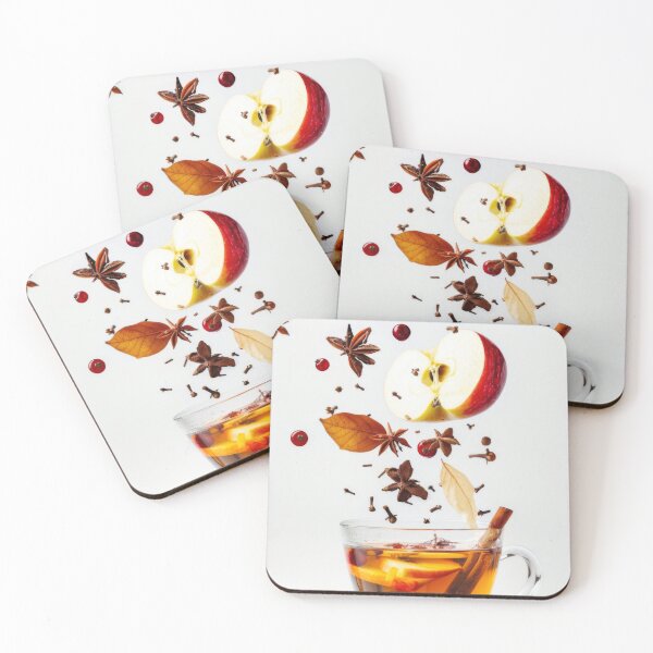 Artikelvorschau, Herbsttee mit Apfelscheiben, Preiselbeeren, Gewürzen, fallenden Zutaten in der Tasse, KI-generiert entworfen und verkauft von dvoevnore.