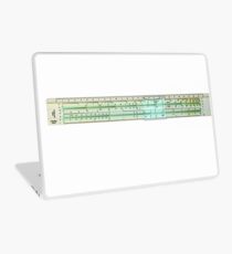 Rechenschieber auf weißem Hintergrund Laptop Skin