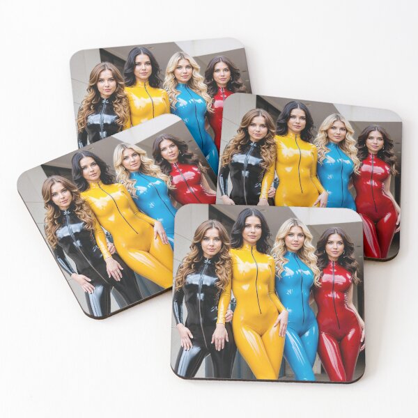 Artikelvorschau, Power Quartett in glänzenden Multicolor Latex Catsuits entworfen und verkauft von Magic-Reality.