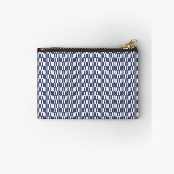 Artikelvorschau, Marine Creme Retro Pfeil Streifen Geometrisches Muster Seigaiha Bloom Kollektion entworfen und verkauft von StudioMeggi.