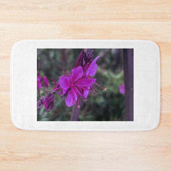 Artikelvorschau, Lila, Rosa, Lila, „Gelbe Blumen im Garten – Entspannte Natur“: „Gelbe Blumen im Garten – Entspannende Natur“ entworfen und verkauft von Yaroplanner.