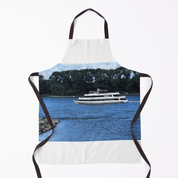 Item preview, Schiff auf dem Meer – Freiheit & Abenteuer • Sailing Ship in the Sea – Travel and Dreams • Boot und Ozean – Natur & Ruhe designed and sold by Yaroplanner.