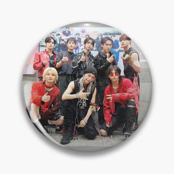 Artikelvorschau, Stray Kids Karma Ceremony Herzen SKZ ot8 Gruppenbild Comeback Bang Chan Lee Know Changbin Hyunjin Han Felix Seungmin IN Stay Skzoo Kpop entworfen und verkauft von Kpop-Noona.