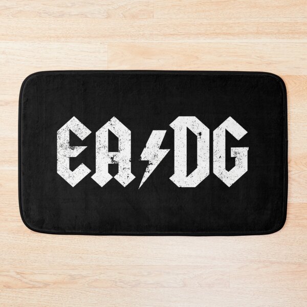 Aperçu de l'œuvre Bassiste Eadg, meilleure idée cadeau pour bassiste créée et vendue par Pekketonen.